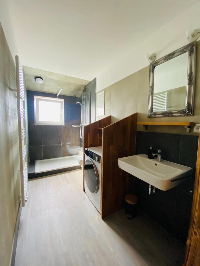 Phoenix Apartments - Monteurwohnung Mit Riesiger Parkflaeche Bielefeld Eksteriør bilde